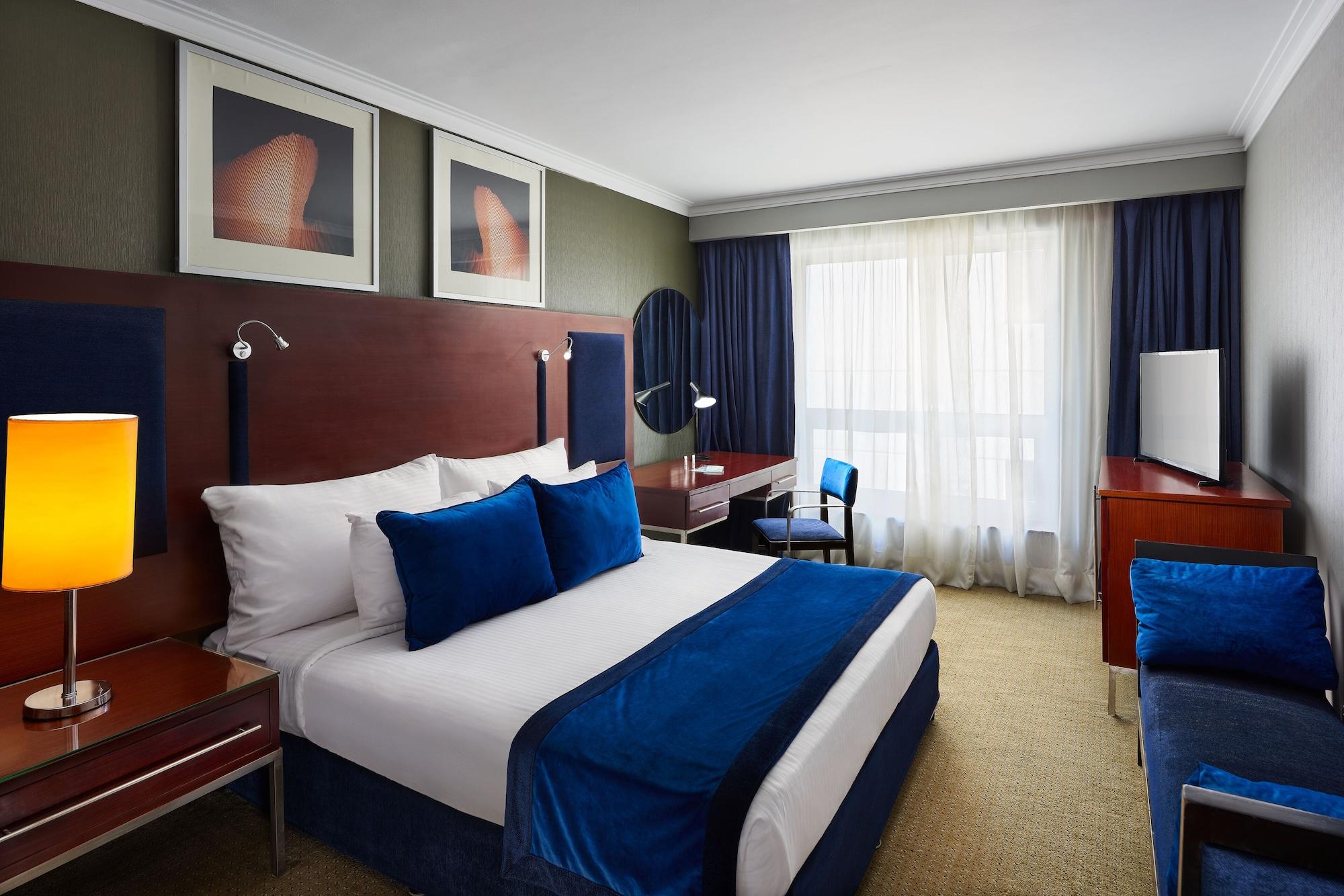 Отель Radisson Blu Hotel, Heliopolis Каир